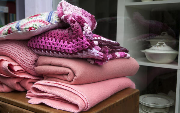 Woolen blankets for online winter